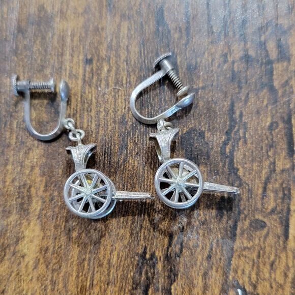 Vintage Silver Japanese Rickshaw Earrings Screw Back Box moving wheels - Picture 1 of 5